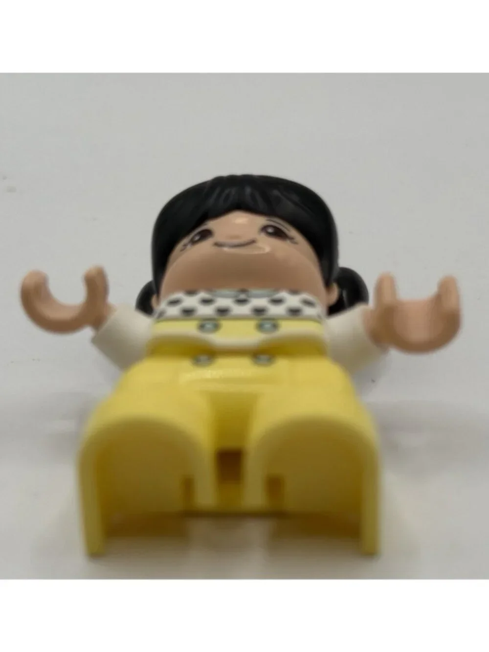 Lego Duplo Girl Asian White Shirt Yellow Pants Pigtails Daughter